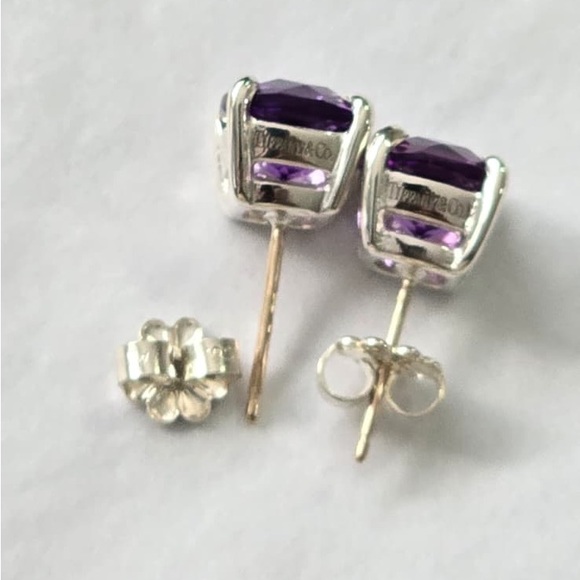 Tiffany & Co. Sparklers earrings in amethyst - Picture 4 of 7
